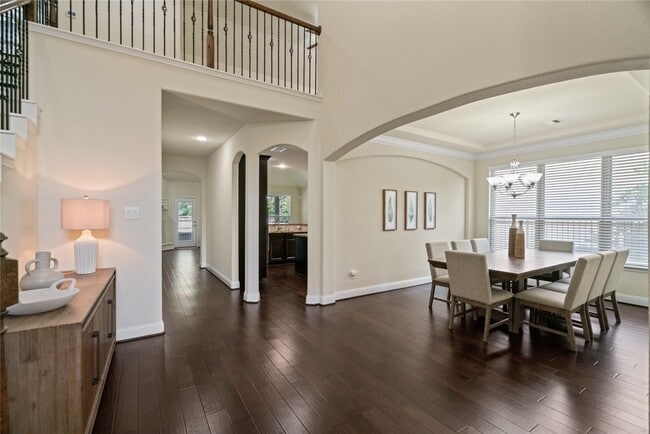 Photo - 26 Whispering Thicket Pl