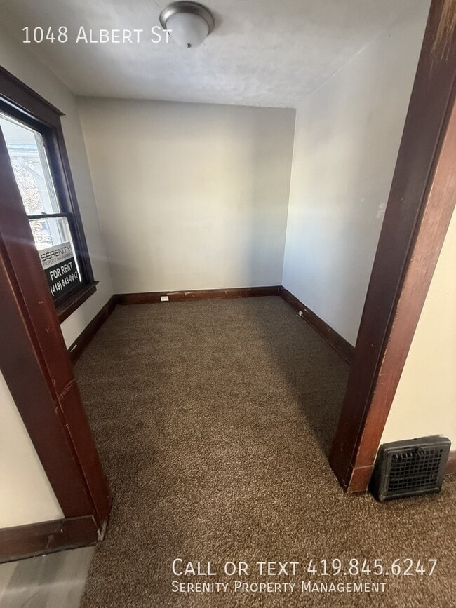 Photo - 1048 Albert St