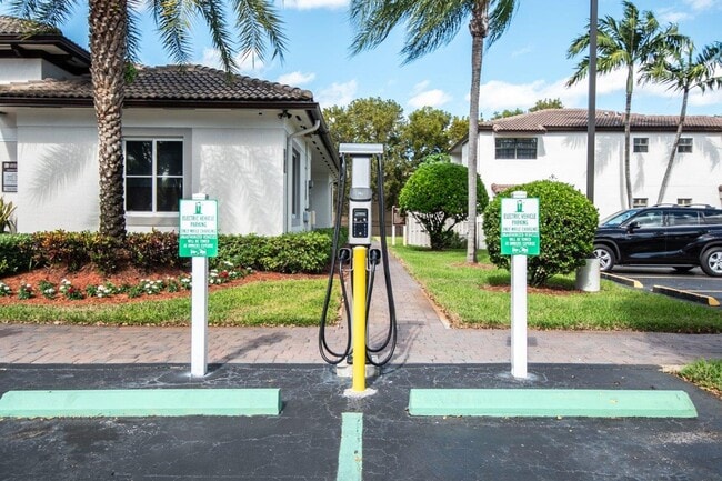 Legacy Palm Isle