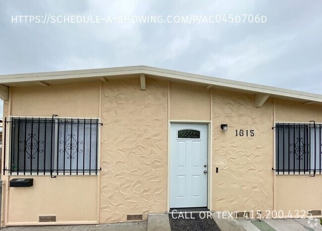 Building Photo - 1615 Flores St Rental