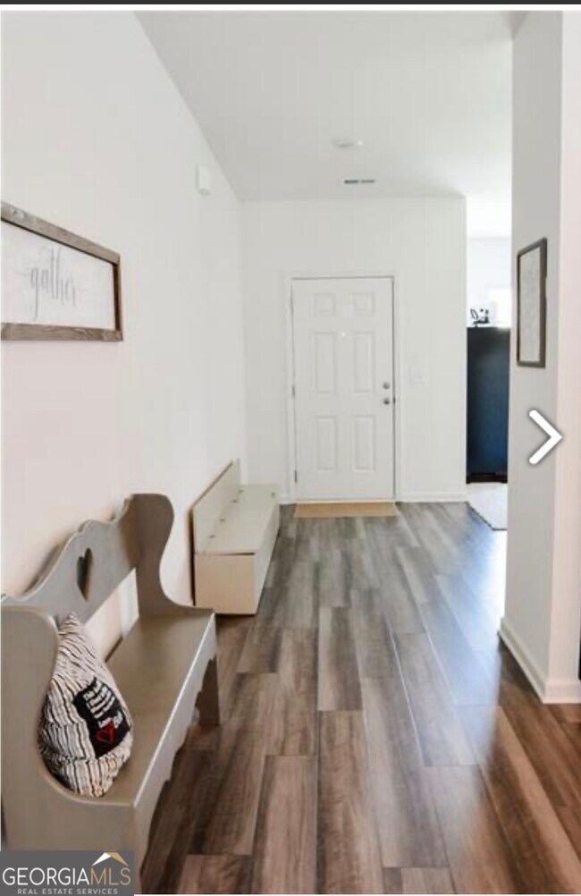 Photo - 7584 Saffron Ave