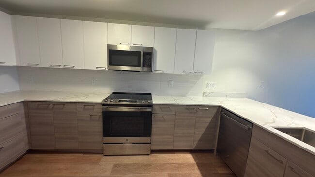 Photo - 1077 Commonwealth Ave Unit 518