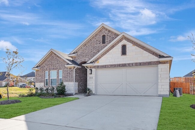 Photo - 2810 Woodbrook Dr