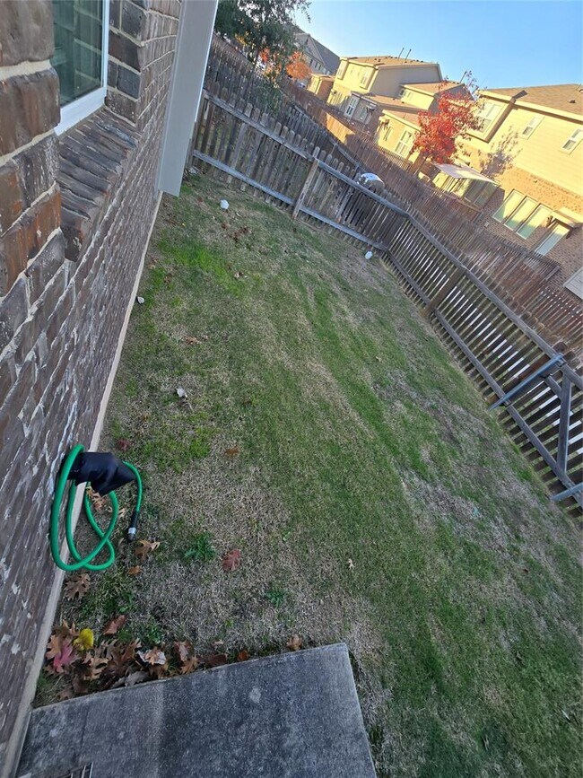 Photo - 602 Pearly Eye Dr