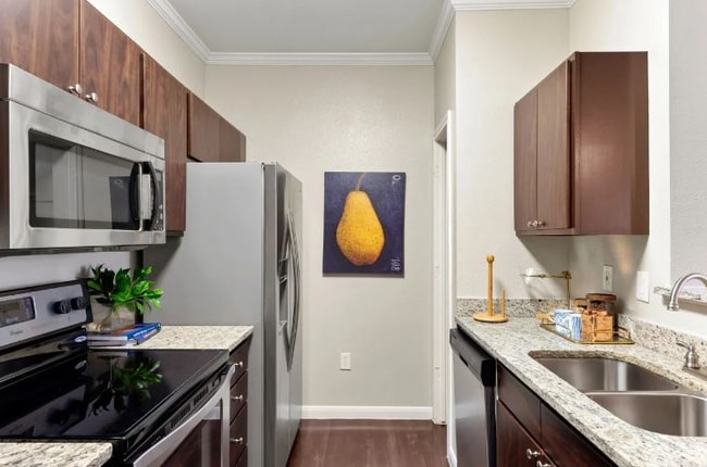 Photo - 7575 Gosling Rd Unidad # 0337B