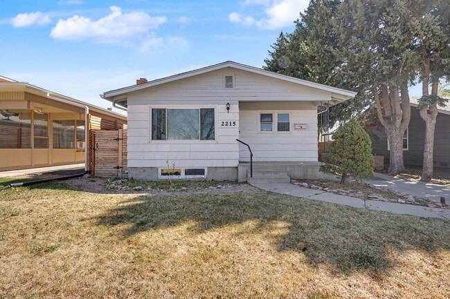 Building Photo - 2215 N Wahsatch Ave