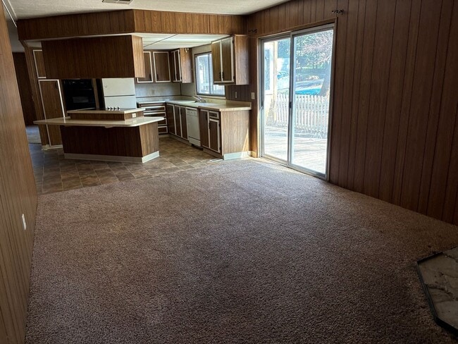 Photo - 6218 Leicester Dr