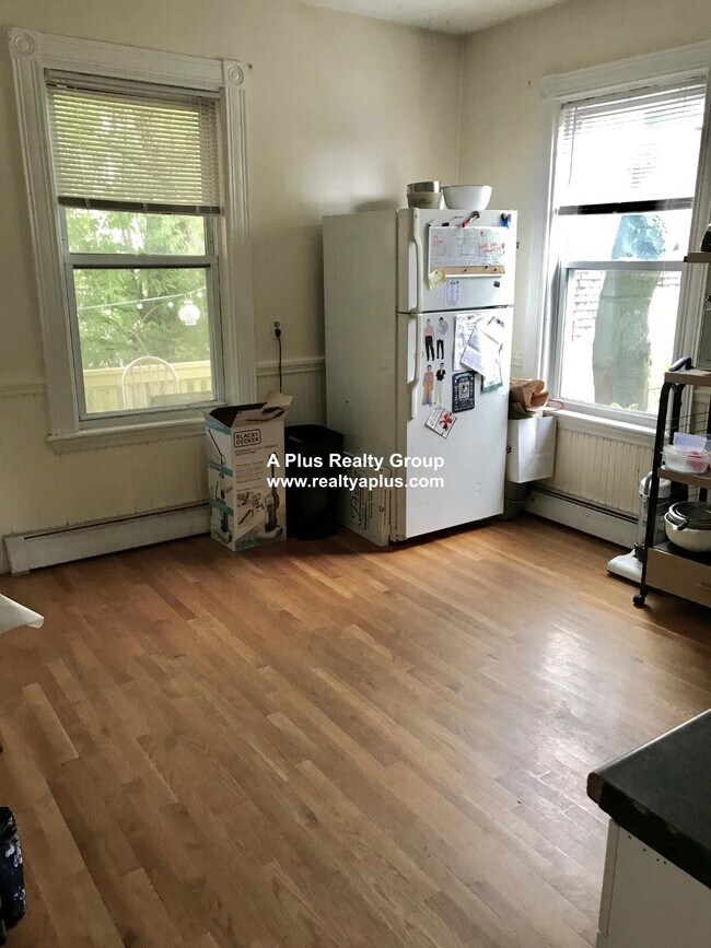 Photo - 5 Buckley Ave Unidad 2