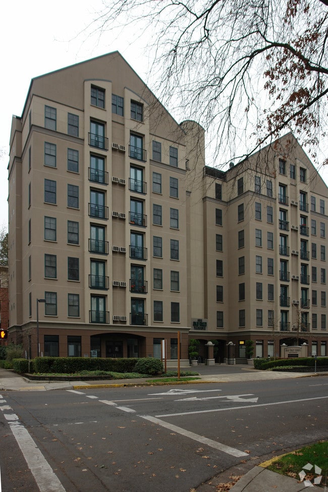 Building Photo - High Street Terrace
