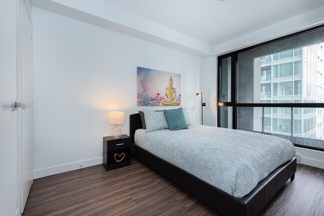 Photo - 1390 Boul. René-Lévesque O Unit ID1261795P