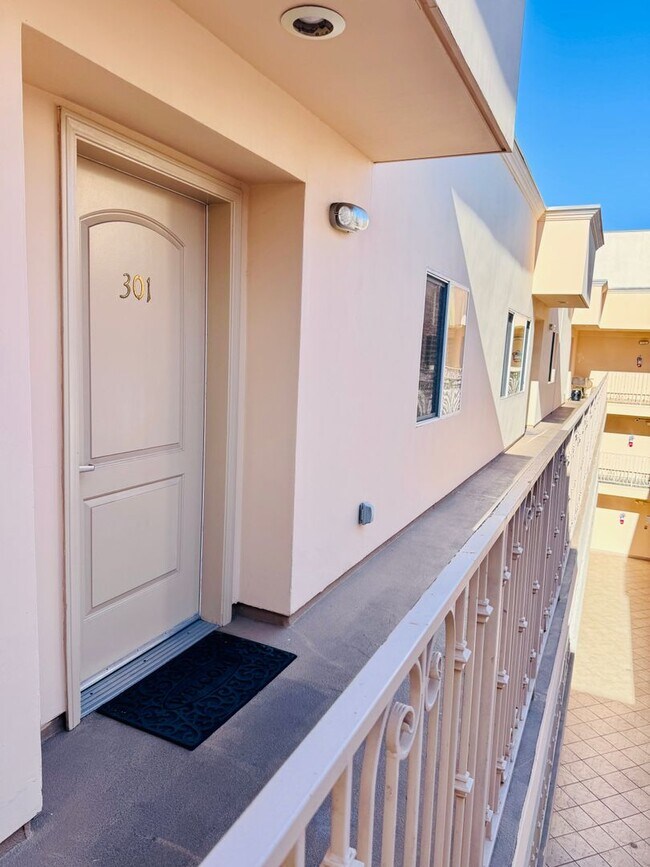 Photo - Spacious 3 bedroom condo in Van Nuys Unidad 301