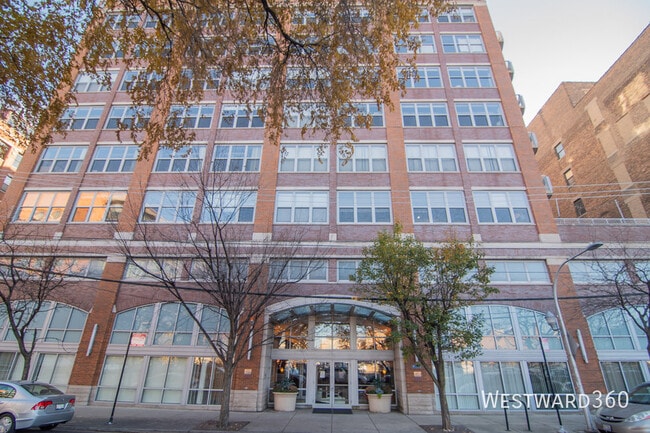 Building Photo - 933 W Van Buren St Unit 609 Rental