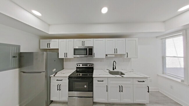Photo - 3331 N Howard St Unidad Apt 1