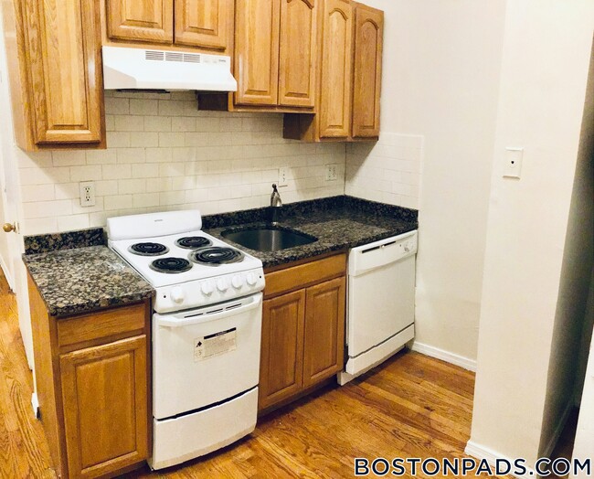 Photo - 309 Huntington Ave Apartamento Unidad 1B