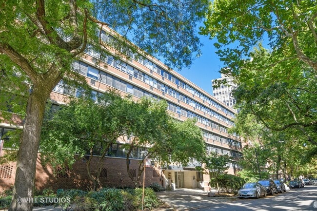 Photo - 2300 N Commonwealth Ave Condo Unit 7B