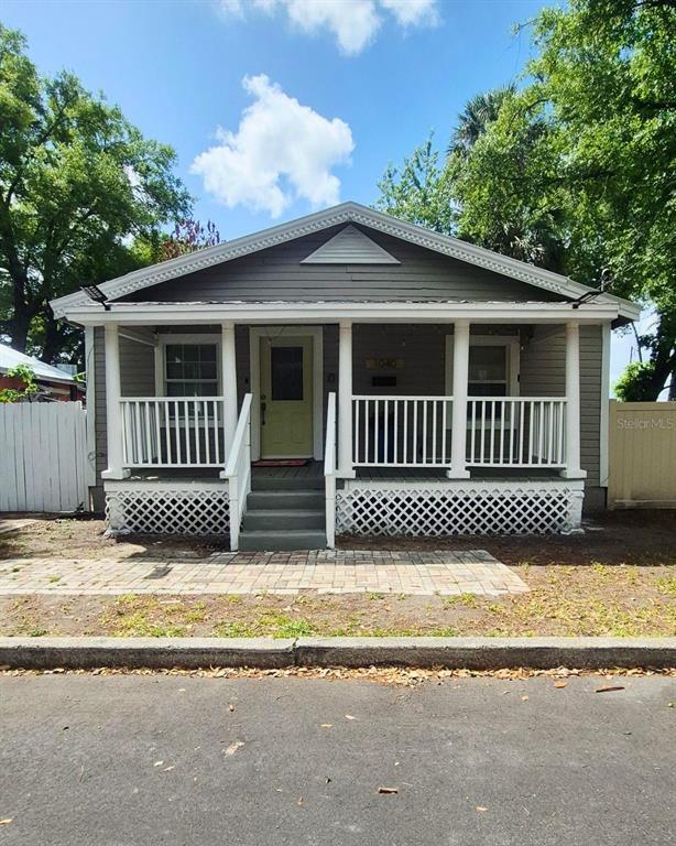 Photo - 1040 Randall St