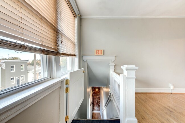 Photo - RARE OPPORTUNITY 1,200 SF ± Apartment in T...