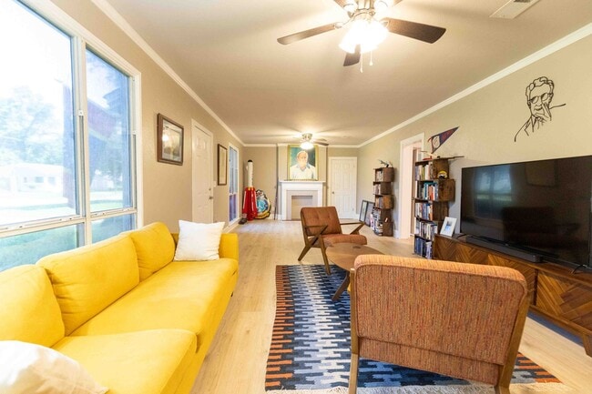 Charming 3 bedroom/ 2 Bathroom house in Br... - Charming 3 bedroom/ 2 Bathroom house in Br...