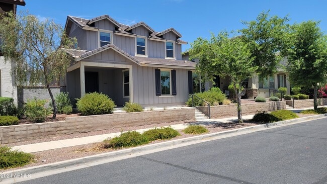 Building Photo - 20698 W Legend Trail Rental