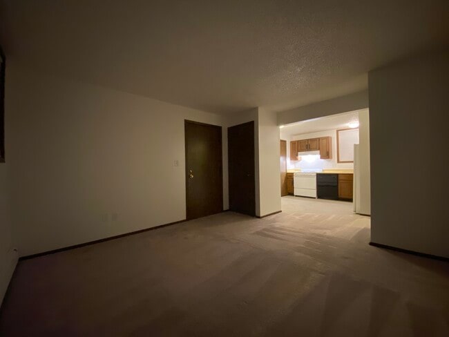 Photo - 280 S Chestnut St