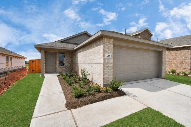 Building Photo - 1627 Windrose Bnd