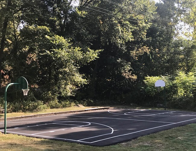 Waterfall Village Apartments For Rent in Bloomingdale, NJ