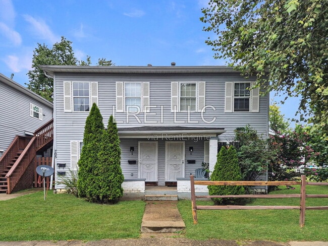 Building Photo - 705 M St Unit 3