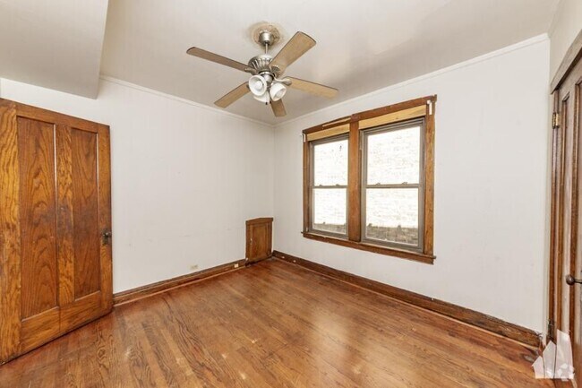 Building Photo - 2 bedroom in Chicago IL 60647 Unit 2E Rental
