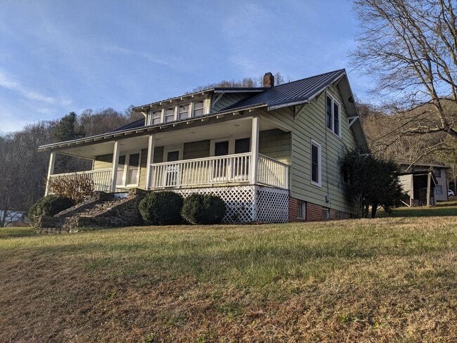 Photo - 446 Green St