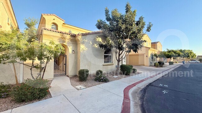 Photo - 1367 S Country Club Dr