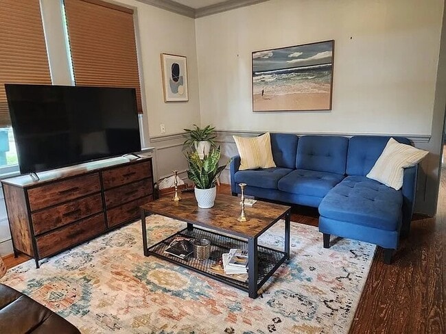 Photo - 1110 Darlington St