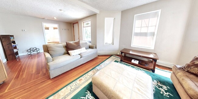 Photo - 27 Princeton St Unit 1
