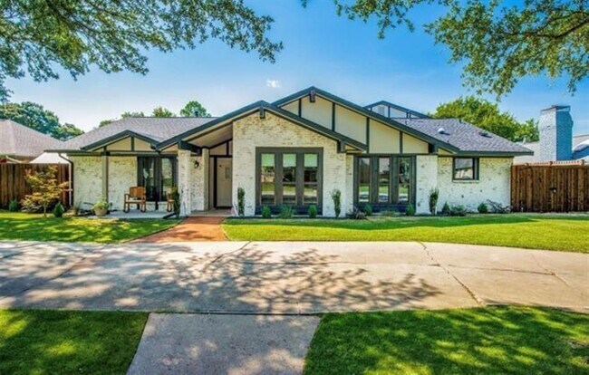 Photo - 3200 Dover Dr Casa