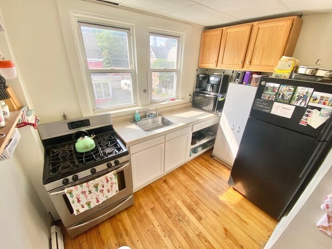 Building Photo - 52-61 Grant Street Unit 52A Rental