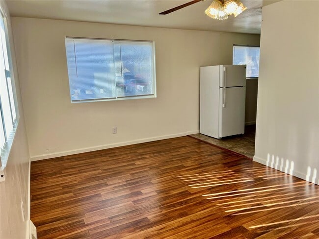 Photo - 115 N 14th St