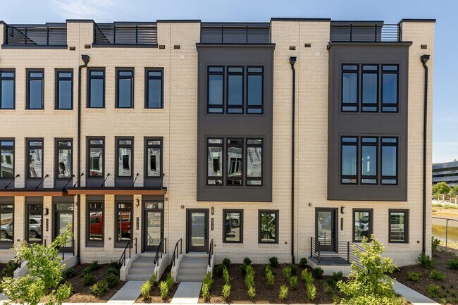 Building Photo - 2712 Olmsted Ct NW
