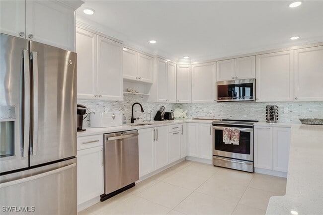Photo - 4041 Gulf Shore Blvd N Condo Unit 1109