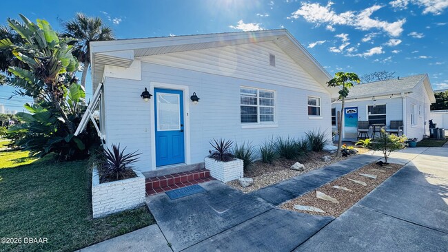 Photo - 921 N Wild Olive Ave Unit 1