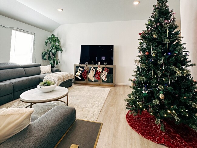 Photo - 5335 Winding Strm Dr