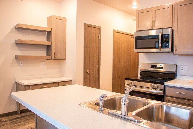 Photo - Studio Apartment! South Side Eau Claire
