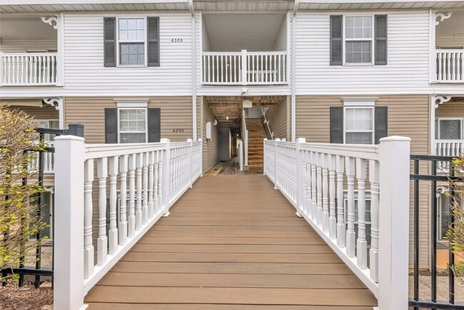 Photo - 6303 Spring River Dr