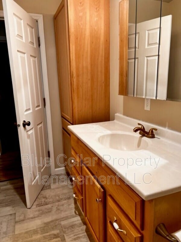 Photo - 213 Locust St