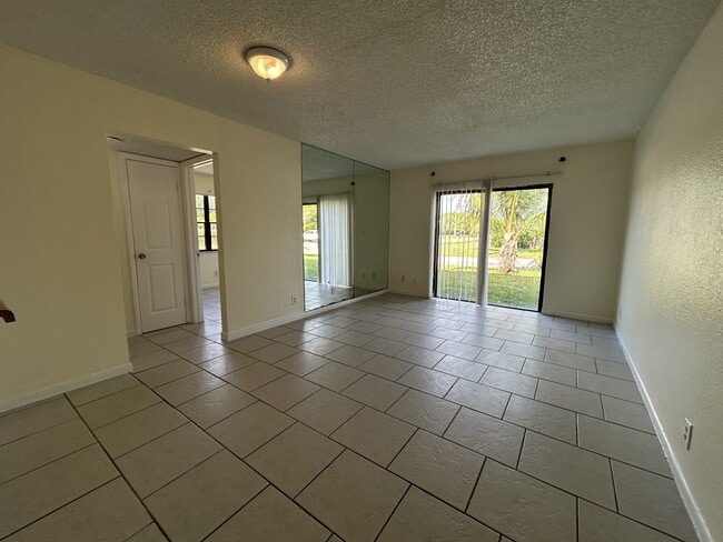 Photo - 7625 Tam Oshanter Blvd