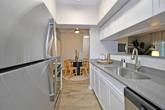 Fox Chase Apartments
