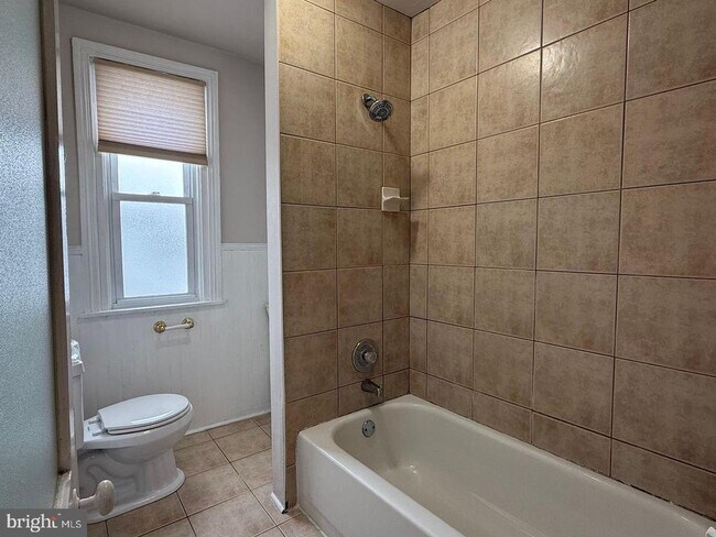 Photo - 1113 Lafayette Ave Unit 2R