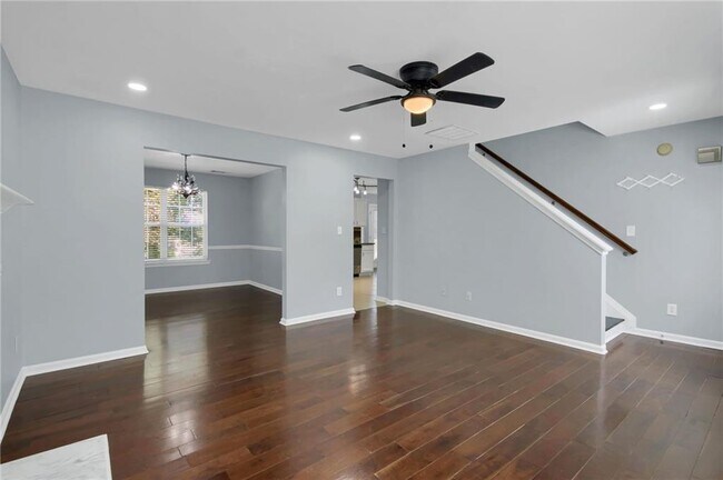 Photo - 957 Keldron Ct