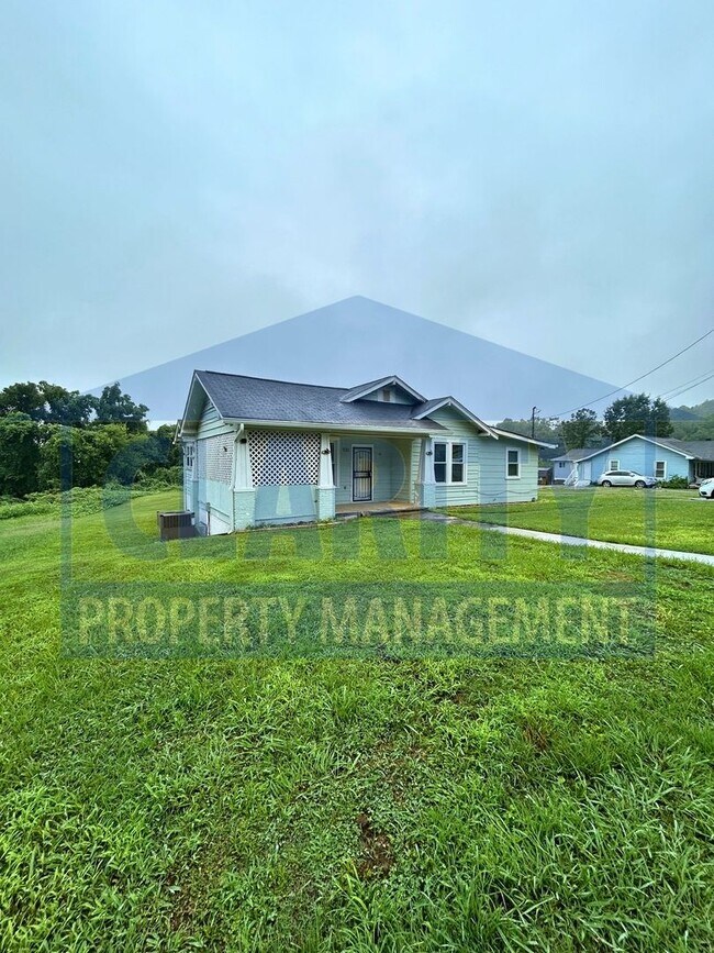 Photo - Three bedroom home in Chattanooga!