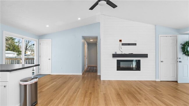 Photo - 82 Primrose Dr