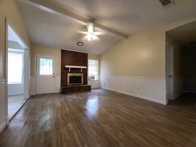 Photo - 1708 Kenyon St