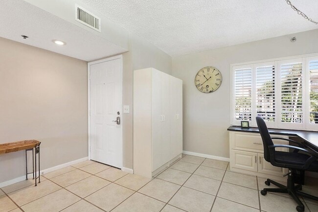Photo - 275 Palm Ave Unit A201